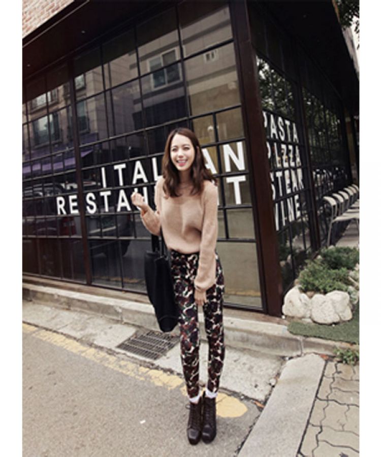 COLOR KAKI