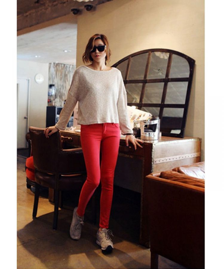COLOR KAKI